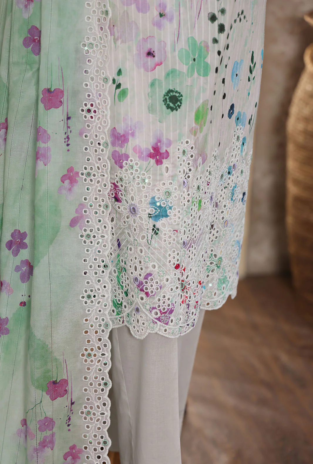 HZ Nayab Embroidered Lawn Suit Unstitched 3 Piece NPE 08 - Multi Colour - Image 3