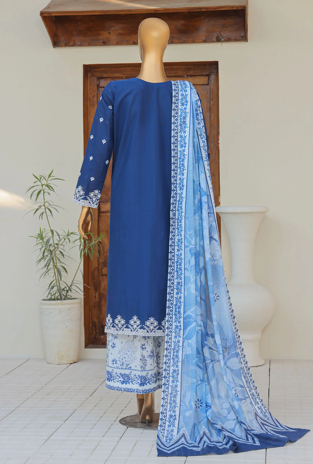HZ Oriental Printkari Slub Cambric Embroidered Unstitched 3-Piece Suit – OPS-07 Navy Blue - Image 2